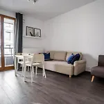 Golden Apartments Warsaw - Premium Building - Sol #11