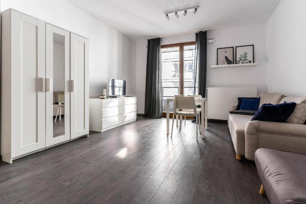 Golden - Premium Building - Sol #11 Apartment Warsaw
